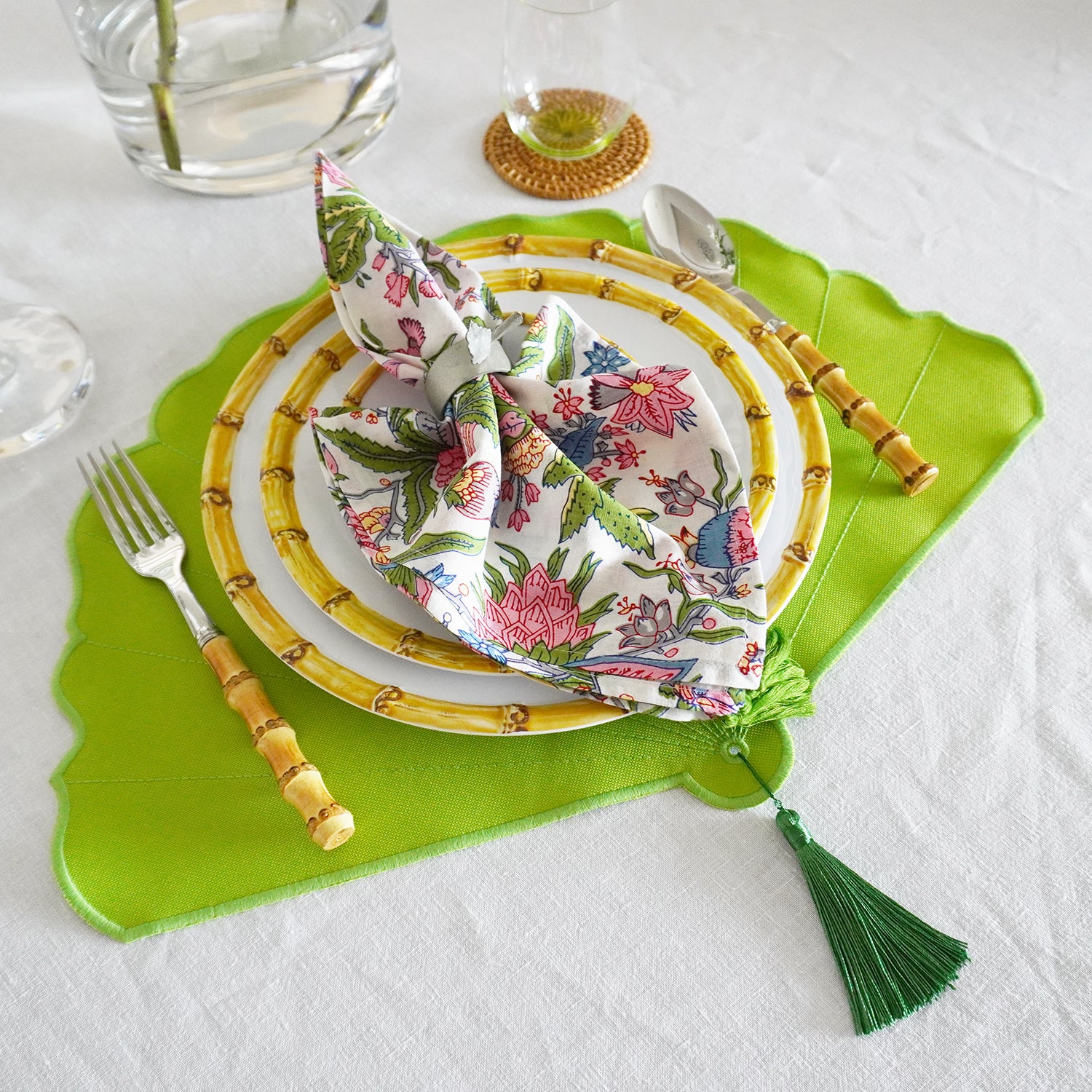The Oriental Fan Placemat in Kiwi Green