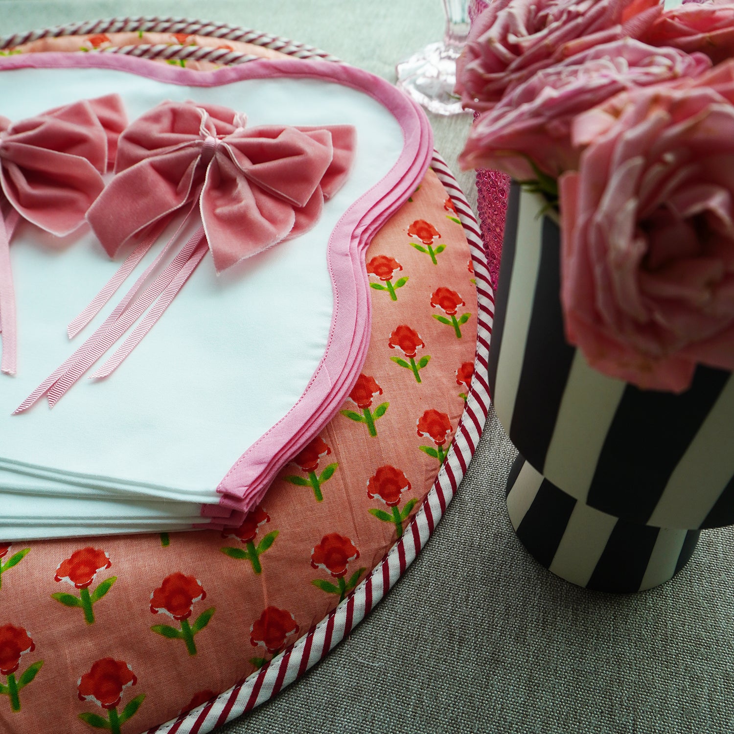 I'm Dreaming Of A Pink Christmas Tablescape In A Box